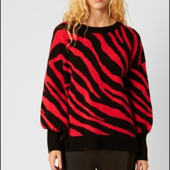 French Connection TIGER JACQUARD CREW NECK SWEATER. Pink and black. Winter warm - Picture 3 of 13